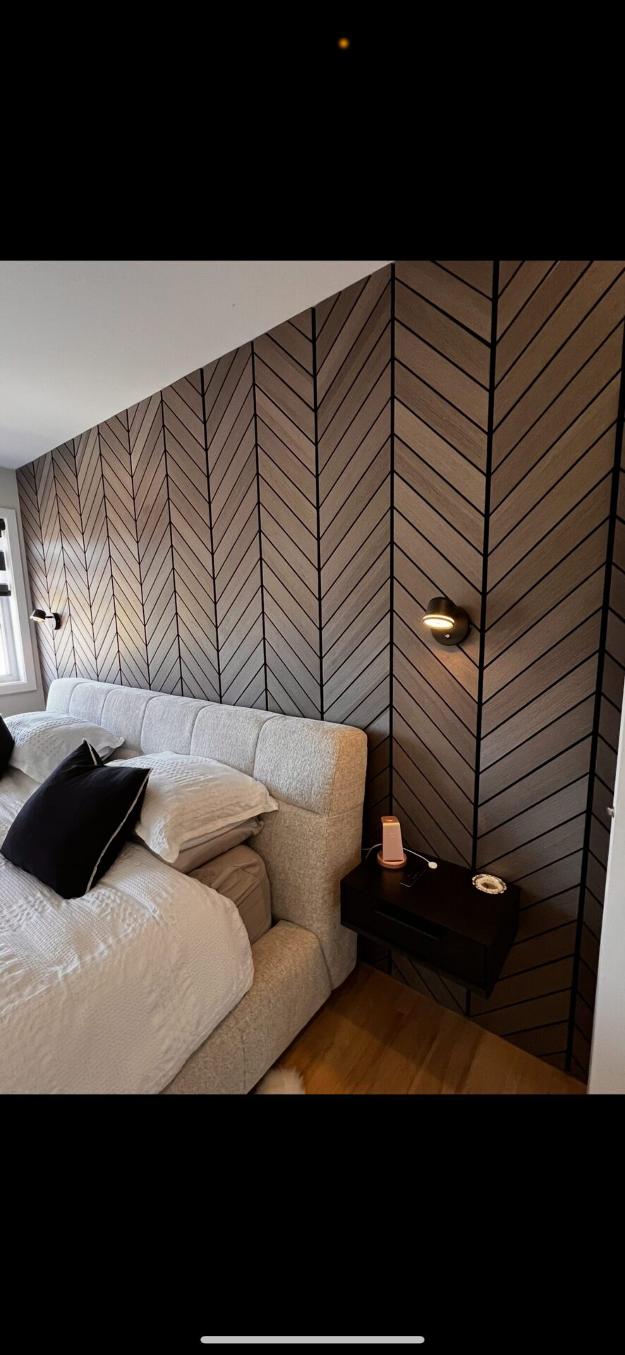 Panneau acoustique en chevron noyer - Image 3